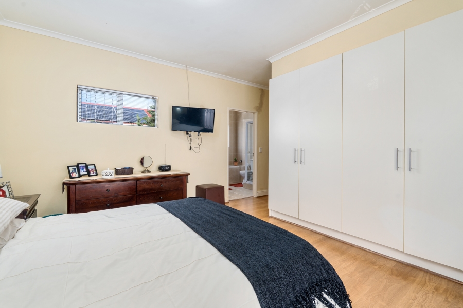 3 Bedroom Property for Sale in Century City Western Cape